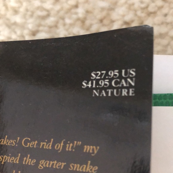 NWT Jeff Corwin Living on the Edge Book - Picture 5 of 16